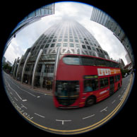 Bus passing One Canada Square / Bus passing One Canada Square, Canary Wharf