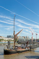 Thames Barge / Old fashioned Thames Barge moored by Hays Galleria on the River Thames